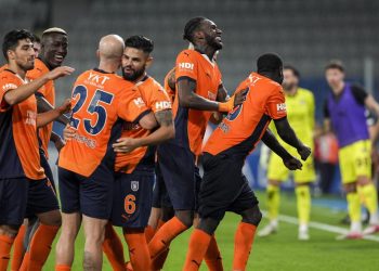 Başakşehir, UEFA Konferans Ligi'nde lig aşamasına yükseldi