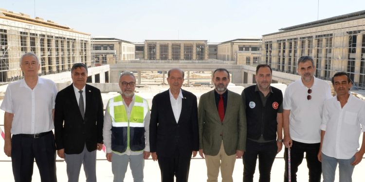 Cumhurbaşkanı Tatar, yapımı devam eden Cumhurbaşkanlığı Yerleşkesi’ni ziyaret etti