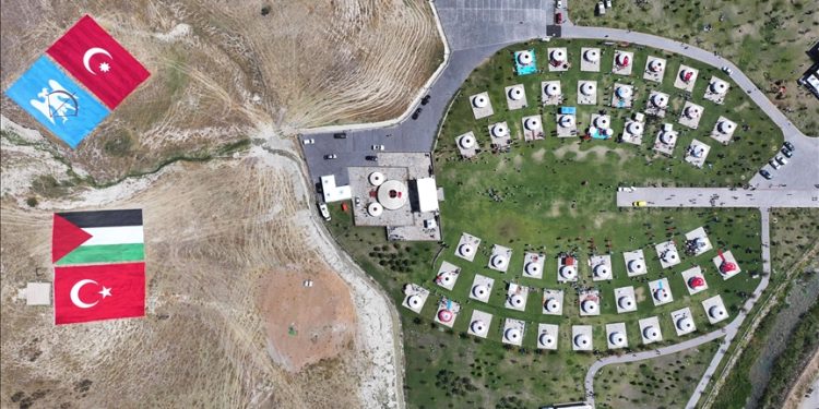 Erdoğan başkanlığındaki kabinede iç ve dış gelişmeler değerlendiriliyor