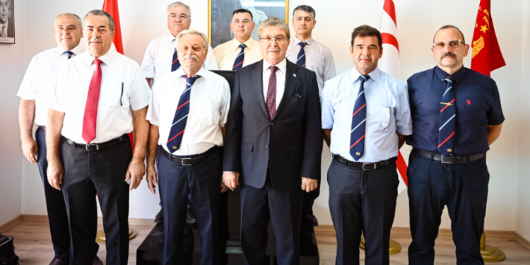 Üstel:Egemen eşitliğimiz ve uluslararası eşit statümüz teyit edilmedikçe müzakere olmayacağını Rum tarafı bilmeli