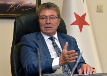 Başbakan Üstel: İki devletli çözüm vizyonumuzun arkasındayız