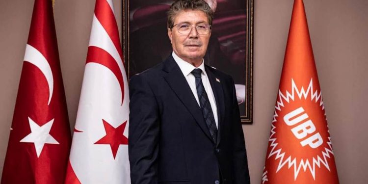 Üstel:Kimse bana tahriklerle, kişisel siyasi çıkardan başka hiçbir şeye yaramayacak ve partiyi 2012 süreçlerine sokacak adımları attıramaz