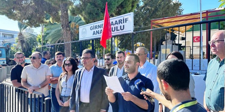 CTP Girne İlçesi, Girne Maarif Anaokulu önünde basın açıklaması yaptı