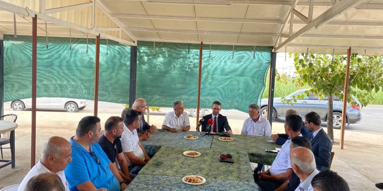 Büyükelçi Serim, Gazimağusa bölgesi muhtarları ile bir araya geldi