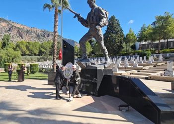 Gazileri Anma Günü dolayısıyla Boğaz Şehitliği’nde tören düzenlendi