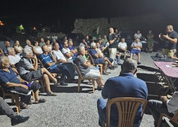 Harnup üreticileri sorunlarını düzenledikleri toplantıda masaya yatırdı