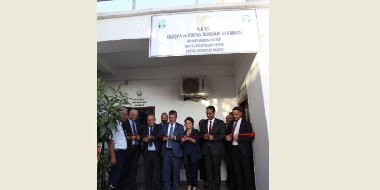 Yenierenköy ve Mehmetçik’e yatırım; Sosyal Hizmetler, Sosyal Sigortalar ve İhtiyat Sandığı Daireleri hizmet binaları açıldı