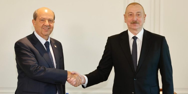 Cumhurbaşkanı Ersin Tatar, Azerbaycan Cumhurbaşkanı İlham Aliyev ile telefonda görüşerek tebriklerini iletti