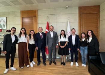 AÖA ve Kütüphane Kulübü Cumhurbaşkanlığı Millet Kütüphanesi’ne kitap bağışında bulundu