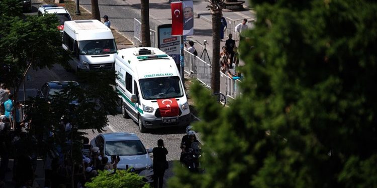 İsrail askerlerince katledilen Ayşenur Ezgi Eygi son yolculuğuna uğurlanıyor