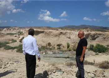 Erhürman:İskele, çevre felaketiyle karşı karşıya