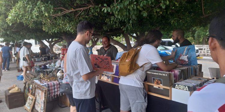 4. Vintage & Antika Pazarı, Girne Arkın Group Fest24 kapsamında dün gerçekleştirildi