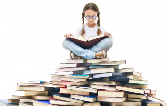 “Telefonunu Bırak, Kitabını Al”