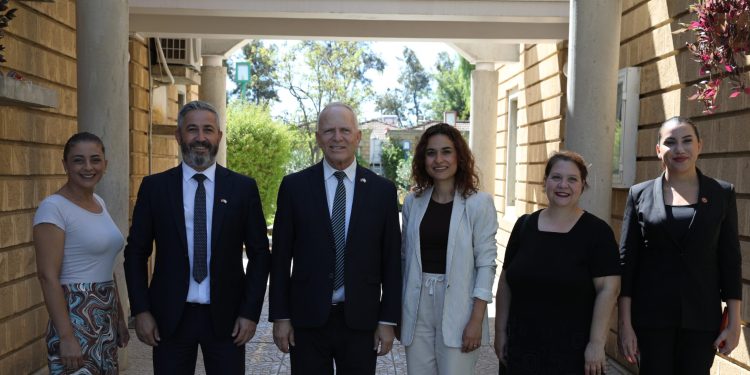 Töre’den, SOS Çocukköyü’ne ziyaret