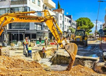 Mehmet Akif Caddesi yeniden trafiğe açıldı