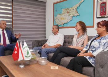 Taçoy, Ortaköy Lefkoşa Muhtarlar Derneği’ni ziyaret etti