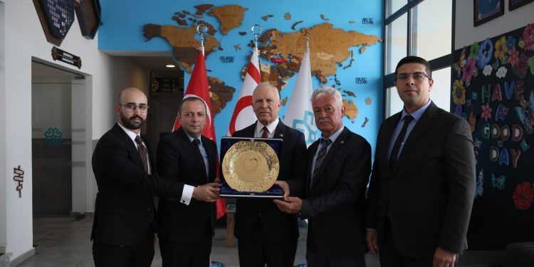 Meclis Başkanı Töre: “Eğitimde bilimselliğe önem verilmesi gerekir”