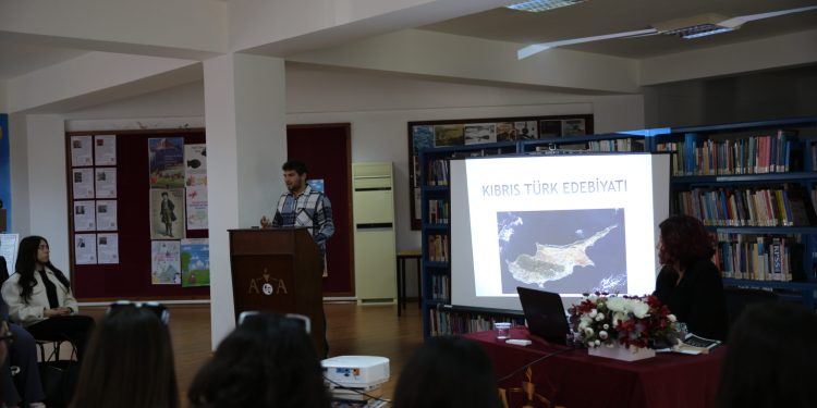 Kıbrıs Türkü Roman Yazarları Konferansı yapıldı
