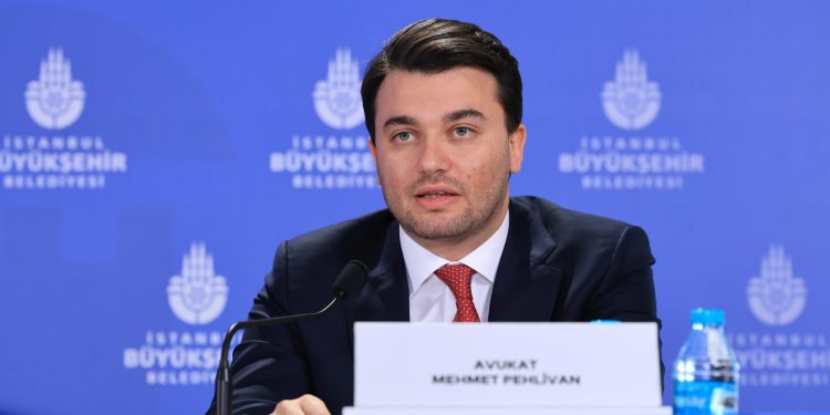 İmamoğlu’nun avukatı gözaltına alındı