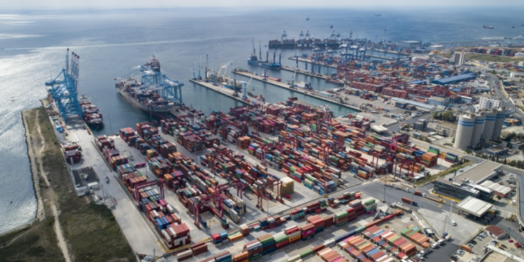 Türkiye Cumhuriyet tarihinin en yüksek ikinci günlük ihracatı dün kaydedildi