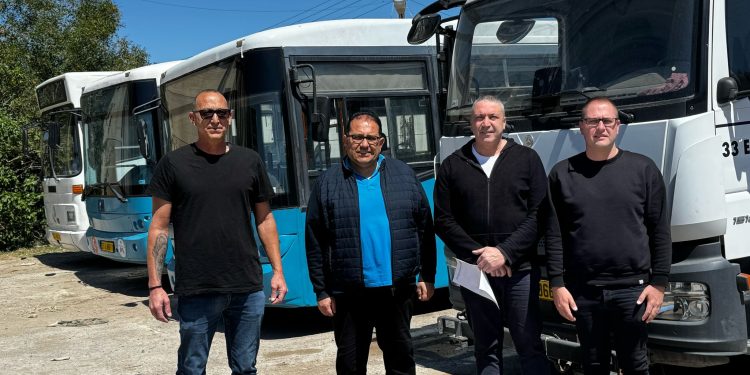 Mersin Belediyesi’nin hibe ettiği araçlar Gazimağusa Belediyesi tarafından teslim alındı