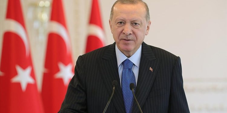Erdoğan:Hafta sonu KKTC’de olacağız. Kıbrıs Türklerine yeni yatırımların, yeni projelerin müjdelerini vereceğiz