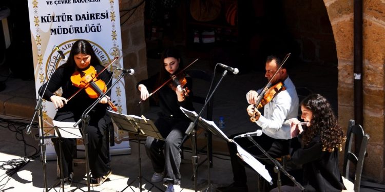 Anadolu Güzel Sanatlar Lisesi öğretmen ve öğrencileri Lefkoşa Suriçi Sanat Buluşmaları’nda sahne alacak