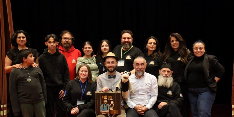 İskele, tiyatro severlere ev sahipliği yapıyor