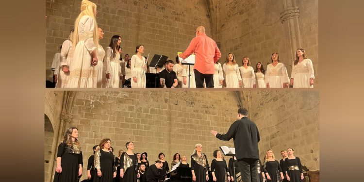 Bellapais Manastırı’nda müzik ziyafeti: Korolar büyüledi