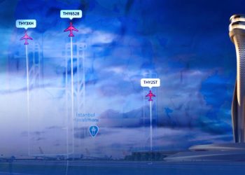 İstanbul Havalimanı’nda tarihi gün: 3 uçak aynı anda kalkış yaptı