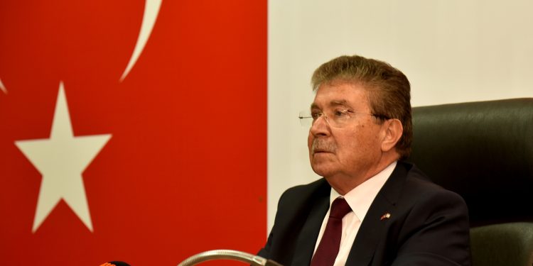 Üstel: Tatar, ulusal dava uğrunda hiçbir fedakarlıktan kaçmadı