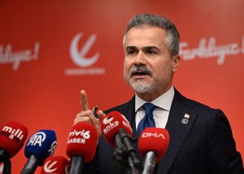 Yeniden Refah Partisi: “Aksakallılar, KKTC’nin Türk Devletleri Teşkilatı tarafından resmen tanınması yönünde bir tavsiye kararı almalı”