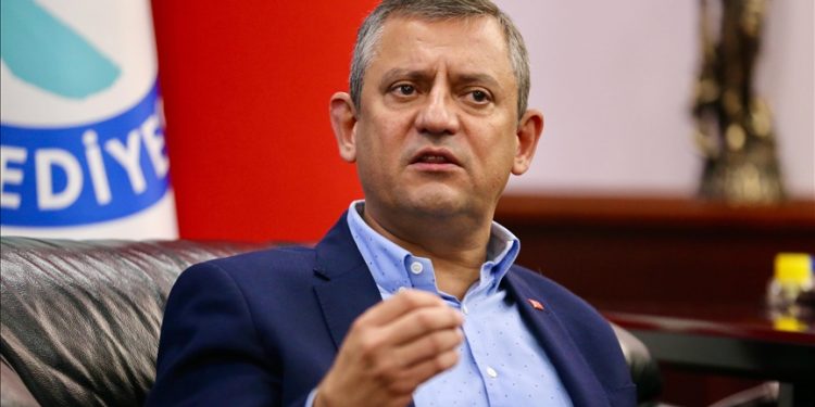 CHP Genel Başkanı Özel’den yumruklu saldırıya ilişkin açıklama…