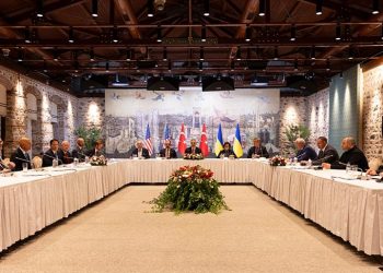 İstanbul’da düzenlenen Türkiye-ABD-Ukrayna Üçlü Toplantısı sona erdi