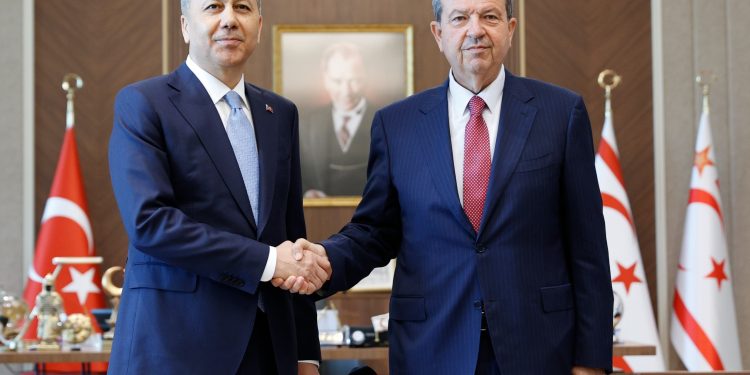 Cumhurbaşkanı Tatar, Ali Yerlikaya’yı kabul etti