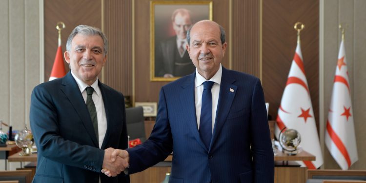 Cumhurbaşkanı Tatar, Abdullah Gül’ü kabul etti