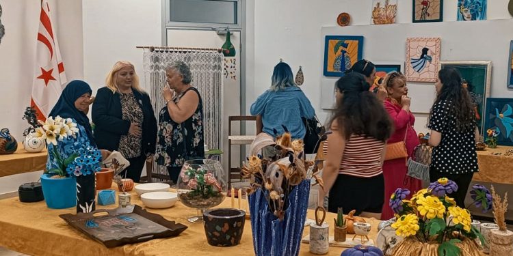 “Üreten Eller Köy Kadın Kursu Sergisi” açıldı