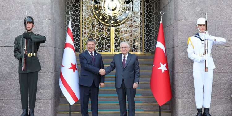 TC Milli Savunma Bakanı Güler ile Başbakan Üstel bir araya geldi