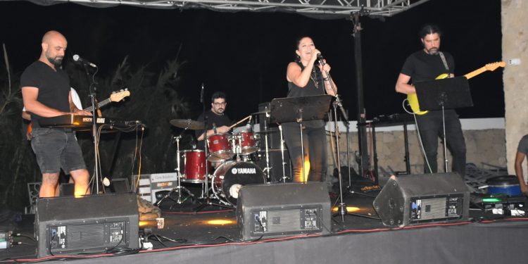 Karaoğlanoğlu Spor Oyunları ve Deniz Şenliği’nde bu akşam Hikmet Kurtarıcıoğulları sahne alacak