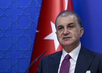 AK Parti’den PKK’nın silahları teslimiyle ilgili ilk açıklama: “Kritik eşik geçilmiştir”