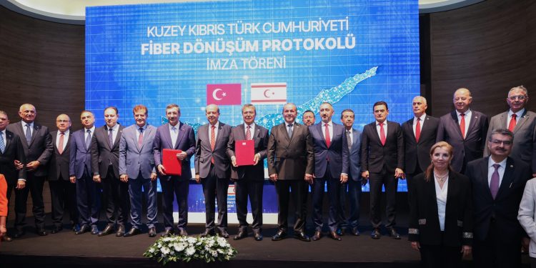 Türk Telekom CEO’su Önal: “KKTC’nin dijital omurgasının güçlenmesi için fiber internet dönüşümünü gerçekleştireceğiz”