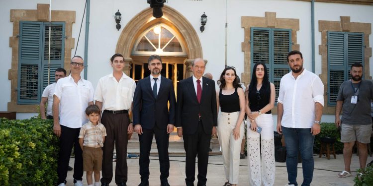 “Ayşe Tatile Çıktı” filminin çekimleri bugün başladı