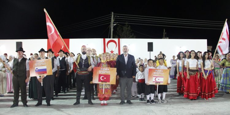 11. Beyarmudu Patates Festivali ile 8. Beyarmudu Uluslararası Halk Dansları Festivali başladı