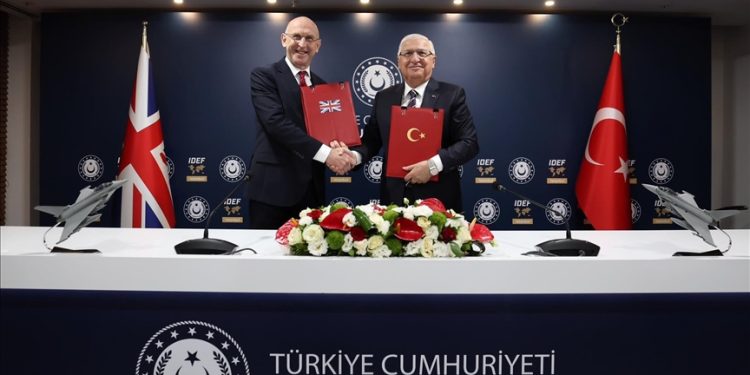 Türkiye ile Birleşik Krallık arasında “Eurofighter” mutabakat zaptı imzalandı