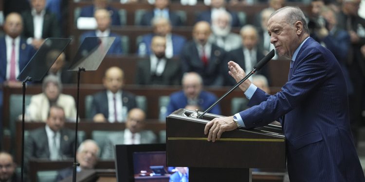 Erdoğan: Cumhurbaşkanı ve milletvekilliği seçimi 2028 yılında, Mahalli İdareler Seçimleri 2029 yılında yapılacak