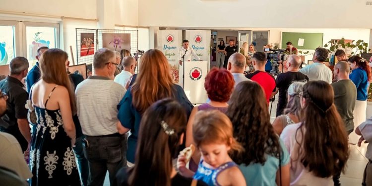 “Doğanın İmzası Sergisi”, Gönyeli Sosyal Aktivite Merkezi’nde açıldı