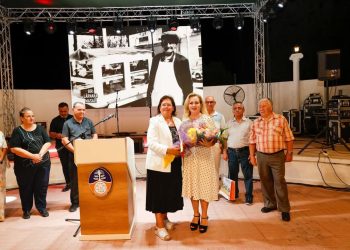 Cumhurbaşkanı Ersin Tatar eşi Sibel Tatar, Larnakalılar Gecesi’ne katıldı