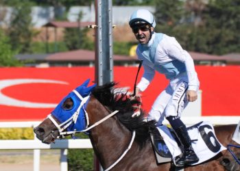 99. Gazi Koşusu'nu jokeyliğini Ahmet Çelik'in yaptığı 'Cutha' kazandı