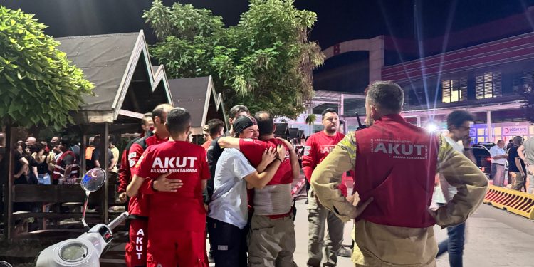 Eskişehir’de 10 orman işçisinin hayatını kaybettiği yangınla ilgili soruşturma başlatıldı