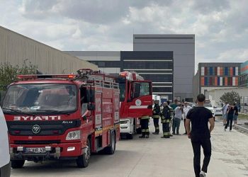 Tekirdağ’da anestezi gazı üreten fabrikada meydana gelen patlamada 2 işçi öldü